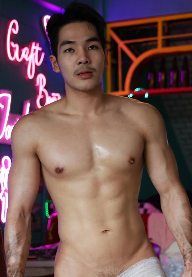 Benz Surawee Benz Surawee