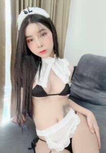 Newty-Rubymoo-025-Stunning