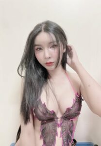 Newty-Rubymoo-028-Gorgeous