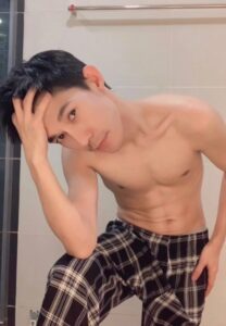 Gusto-Katanyu-019-Dazzling