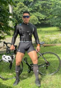 MRSOSGUY-017-Radiant