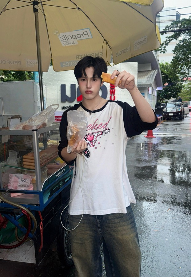 รูปเดี่ยวลุคหล่อจาก Instagram ลำดับ 9